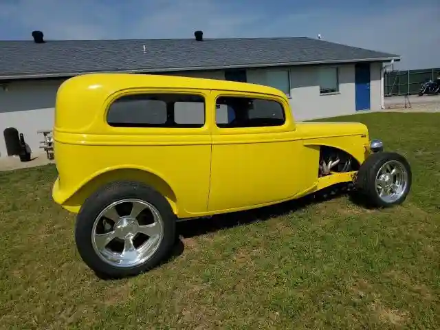 18775322 1934 FORD COUPE-2