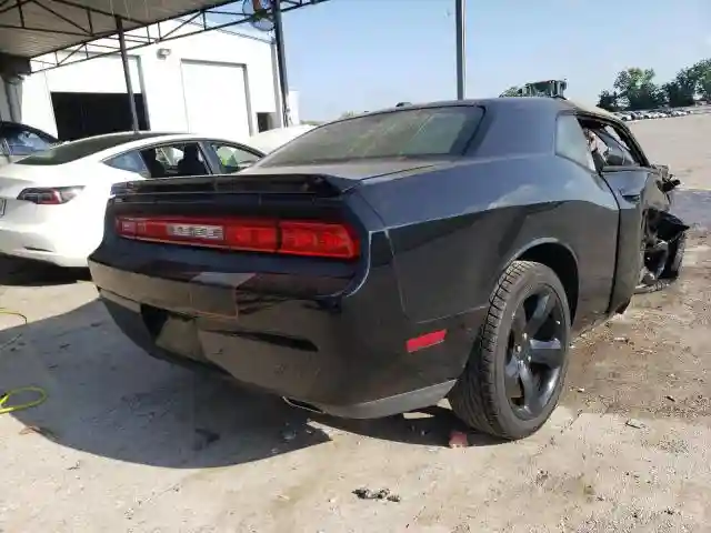 2C3CDYBT2EH247499 2014 DODGE CHALLENGER-3