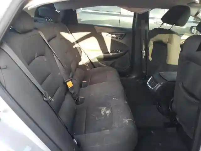 1G1ZD5ST1JF255859 2018 CHEVROLET MALIBU-5
