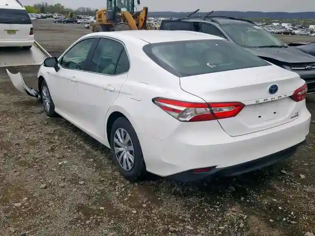 4T1B31HK3JU502017 2018 TOYOTA CAMRY LE-2
