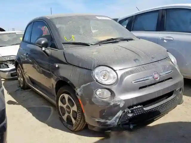 3C3CFFGE6JT471644 2018 FIAT 500 ELECTRIC-0
