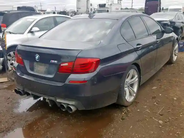 WBSFV9C51DD096459 2013 BMW M5-3