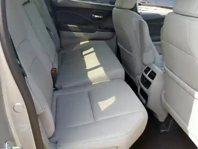 5FPYK3F7XHB033269 2017 HONDA RIDGELINE RTL-5