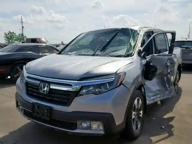 5FPYK3F7XHB033269 2017 HONDA RIDGELINE RTL-1