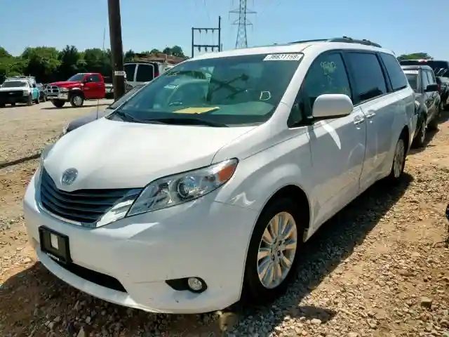5TDDK3DC0ES092278 2014 TOYOTA SIENNA XLE-1