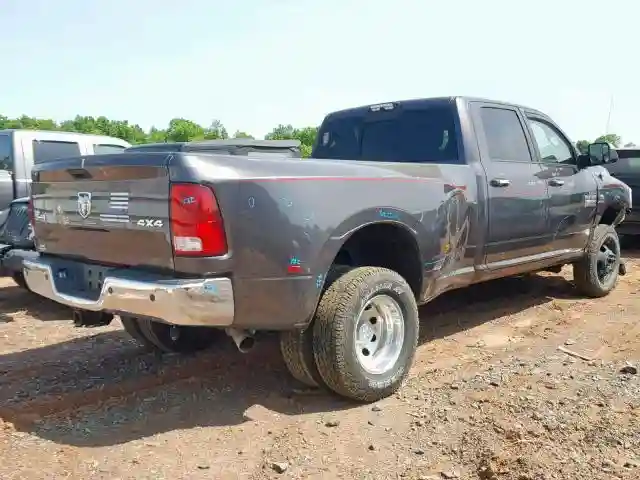 3C63RRHLXHG690490 2017 RAM 3500 SLT-3