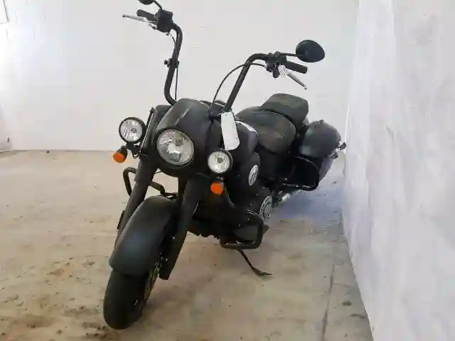 56KTHDAA8J3357909 2018 INDIAN MOTORCYCLE CO. SPRINGFIELD DARK HORSE-1
