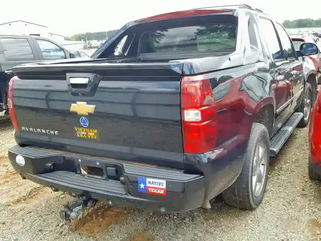 3GNTKGE76DG221598 2013 CHEVROLET AVALANCHE LTZ-3