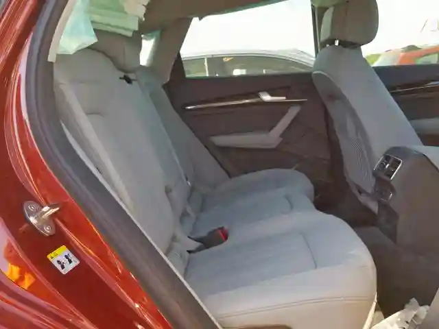 WA1ANAFY1J2206131 2018 AUDI Q5 PREMIUM-5