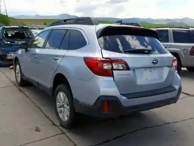 4S4BSAFC1K3228872 2019 SUBARU OUTBACK 2.5I PREMIUM-2