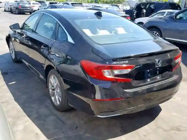 1HGCV1F11JA095749 2018 HONDA ACCORD LX-2