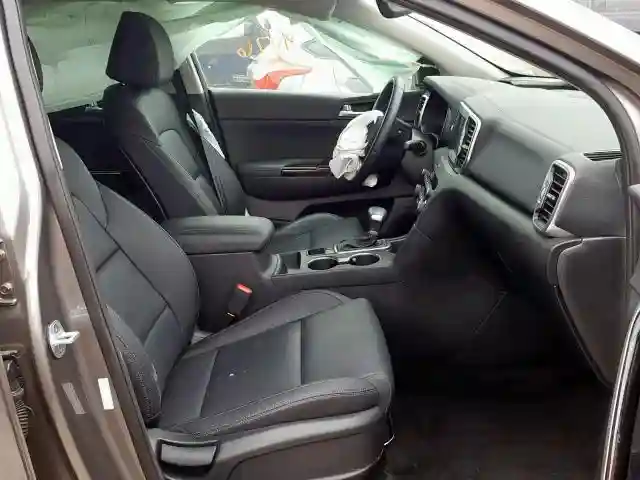 KNDPNCAC6K7508462 2019 KIA SPORTAGE EX-4
