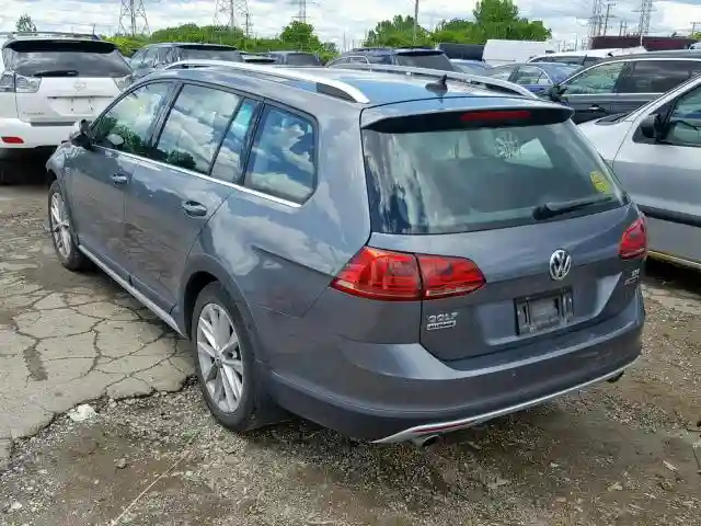 3VWH17AU7HM527503 2017 VOLKSWAGEN GOLF ALLTRACK S-2