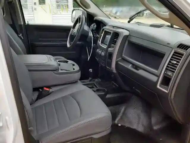 3C7WRTCL9JG312812 2018 RAM 3500-4