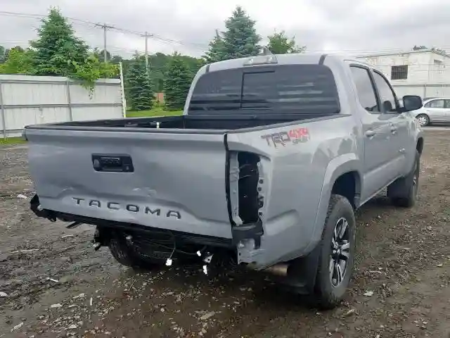 3TMCZ5AN1JM180484 2018 TOYOTA TACOMA DOUBLE CAB-3