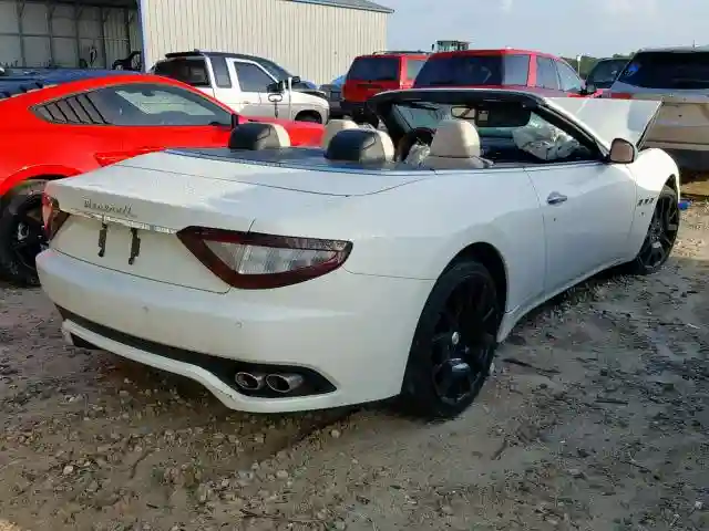 ZAM45KMA3C0064759 2012 MASERATI GRANTURISMO S-3
