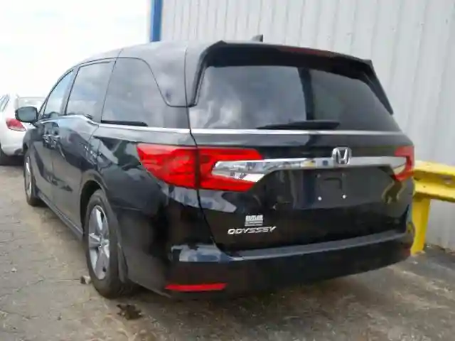5FNRL6H7XJB080476 2018 HONDA ODYSSEY EXL-2