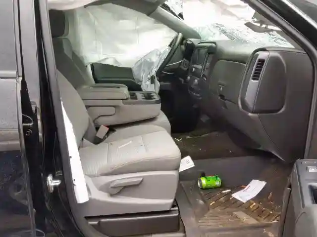 1GTV2LEC6JZ199945 2018 GMC SIERRA K1500-4