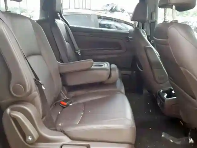 5FNRL6H7XJB080476 2018 HONDA ODYSSEY EXL-5