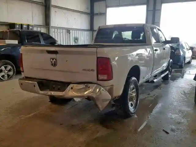 3C63R3GL0HG577176 2017 RAM 3500 ST-3