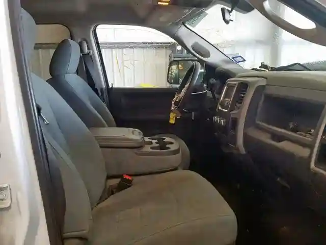3C63R3GL0HG577176 2017 RAM 3500 ST-4