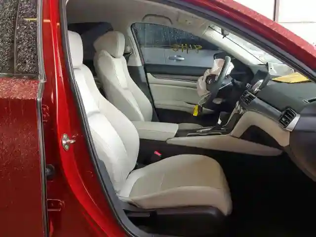 1HGCV1F13JA132820 2018 HONDA ACCORD LX-4