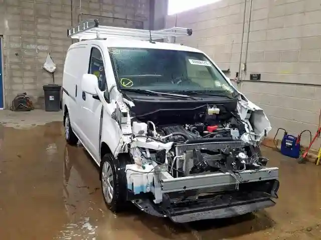 3N6CM0KN2KK694757 2019 NISSAN NV200 2.5S-0