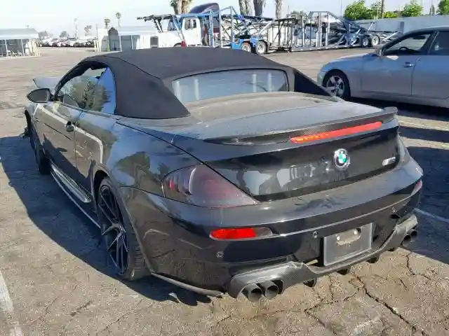 WBSEK935X8CY79795 2008 BMW M6-2