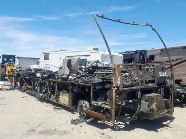 4UZFCTFGXJCKC1023 2018 FREIGHTLINER CHASSIS XC-0