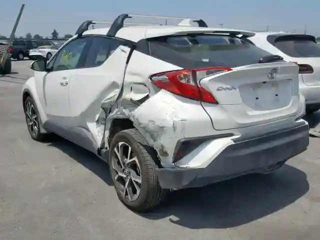 JTNKHMBX8K1013638 2019 TOYOTA C-HR XLE-2