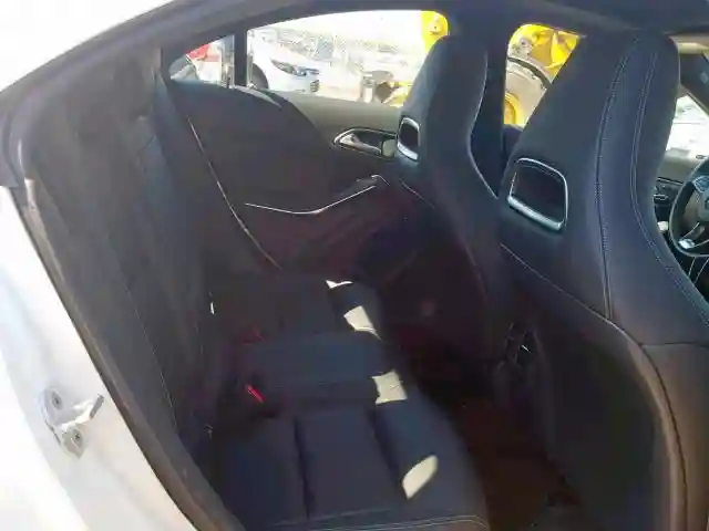 WDDSJ4GB3HN493665 2017 MERCEDES-BENZ CLA 250 4MATIC-5
