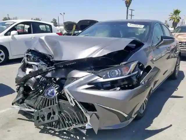 JTHB21B19K2024169 2019 LEXUS ES 300H-1