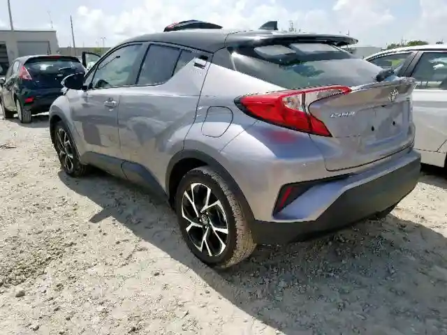NMTKHMBX0KR091014 2019 TOYOTA C-HR XLE-2