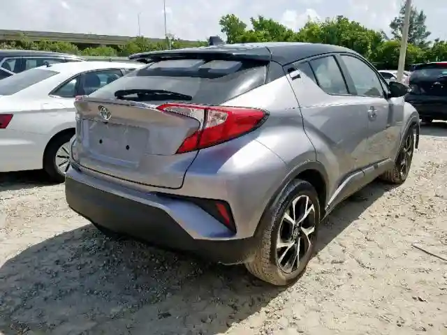 NMTKHMBX0KR091014 2019 TOYOTA C-HR XLE-3