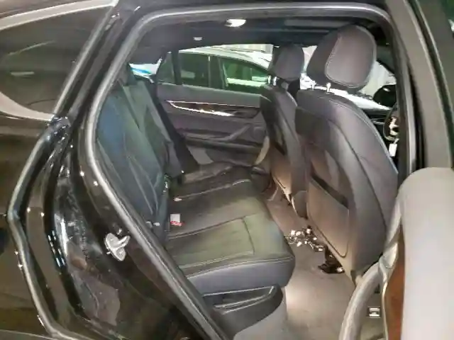 5UXKU2C55J0X48985 2018 BMW X6 XDRIVE35I-5