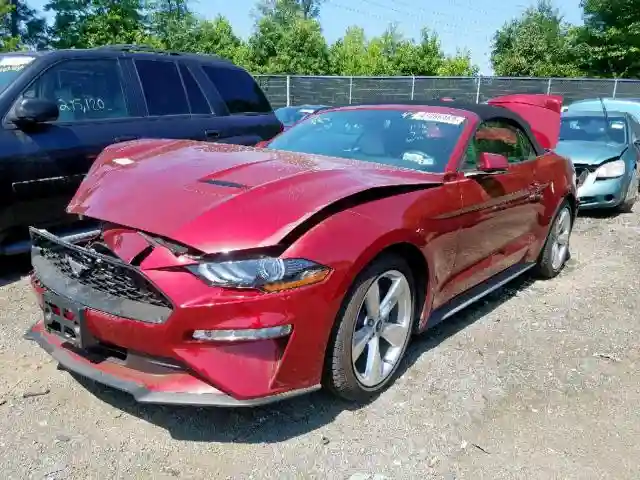 1FATP8UH0J5128207 2018 FORD MUSTANG-1