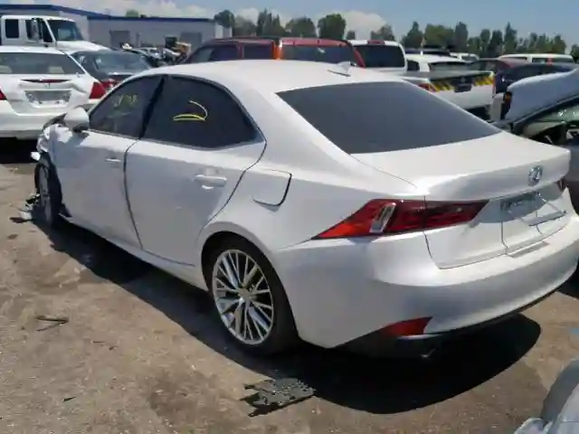 JTHBA1D23G5038471 2016 LEXUS IS 200T-2