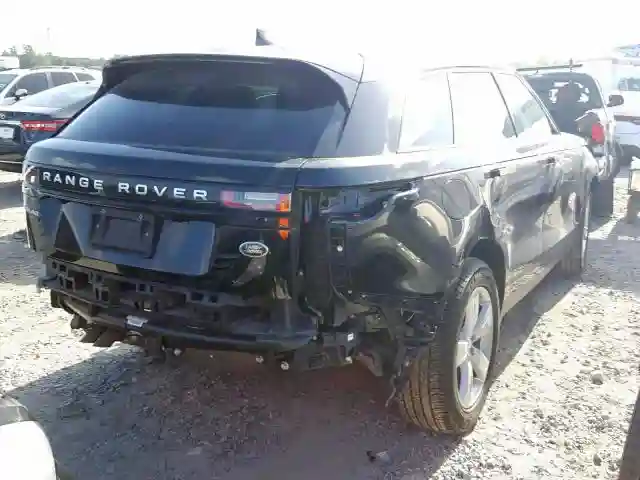 SALYB2RN8JA712882 2018 LAND ROVER RANGE ROVER VELAR S-3