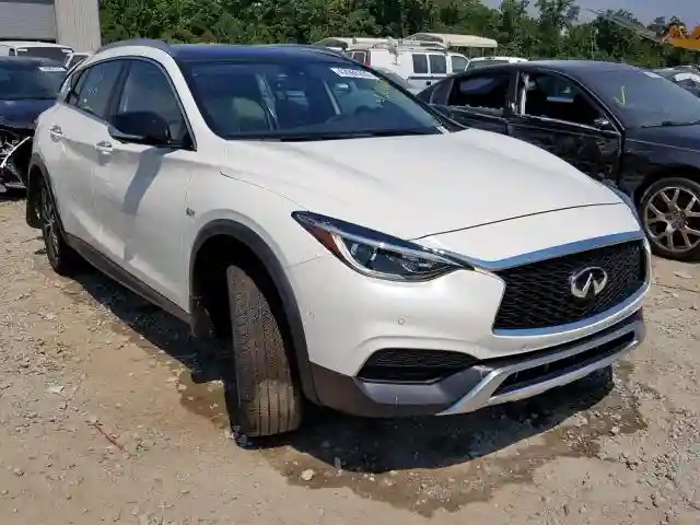 SJKCH5CR2KA011833 2019 INFINITI QX30 ESSENTIAL-0