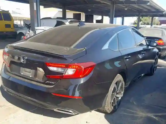 1HGCV1F31JA094392 2018 HONDA ACCORD SPORT-3