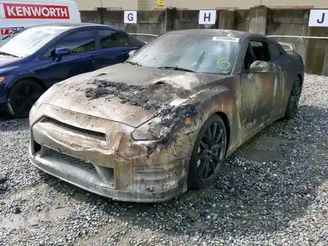 JN1AR5EF4DM260701 2013 NISSAN GT-R PREMIUM-1