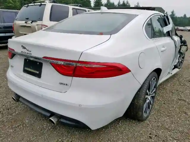 SAJBE4BV8HCY45958 2017 JAGUAR XF PRESTIGE-3