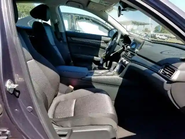 1HGCV1F18KA005921 2019 HONDA ACCORD LX-4