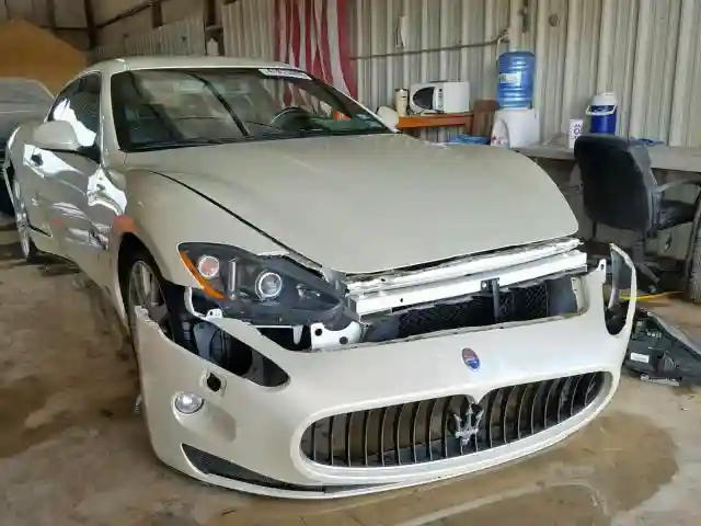 ZAMGJ45A190046840 2009 MASERATI GRANTURISMO-0