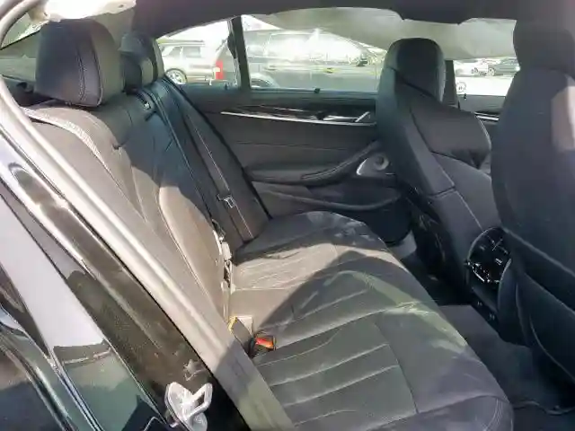 WBSJF0C50KB285437 2019 BMW M5-5
