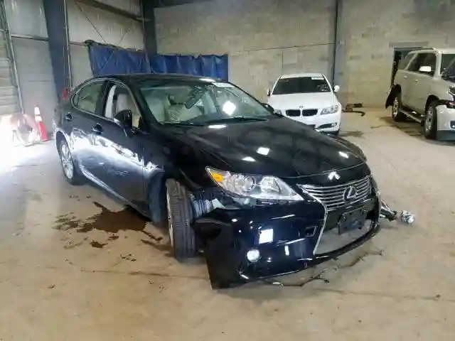 JTHBW1GG3E2073714 2014 LEXUS ES 300H-0