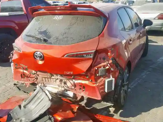 JTNK4RBE3K3045702 2019 TOYOTA COROLLA SE-3