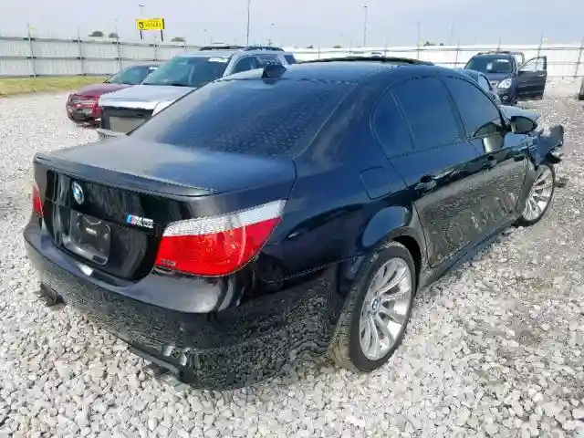 WBSNB93586B583919 2006 BMW M5-3