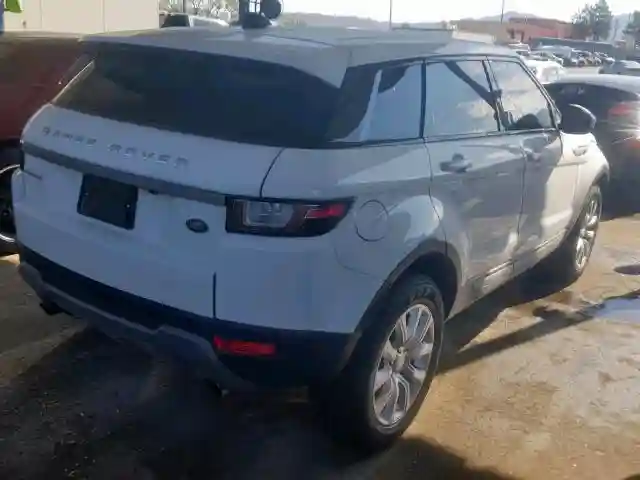 SALVP2BG0HH193442 2017 LAND ROVER RANGE ROVER EVOQUE SE-3