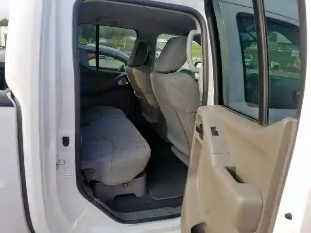 1N6AD0ER2KN713484 2019 NISSAN FRONTIER S-5